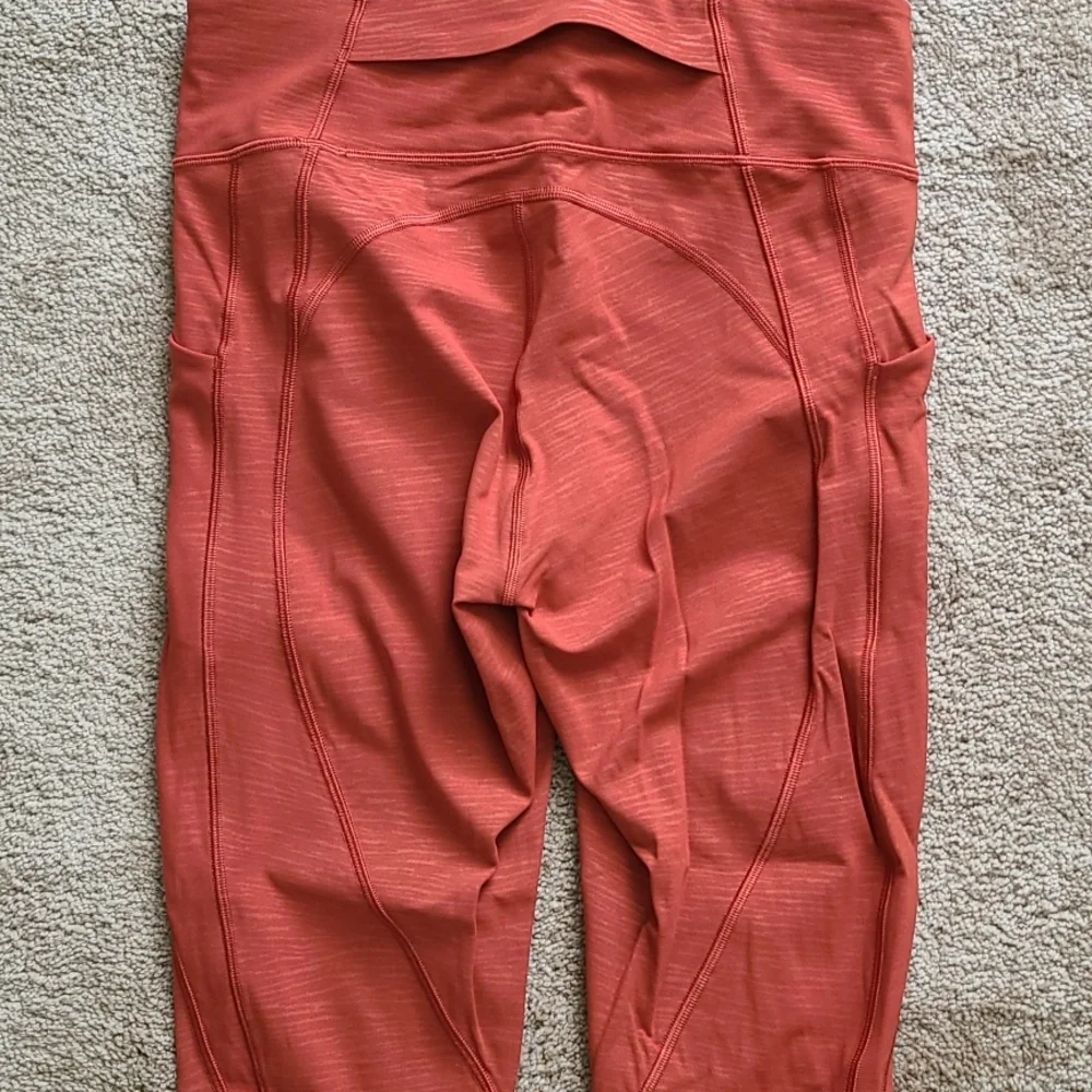 Lululemon Time To Sweat Crops 23" - Picture 11 of 12